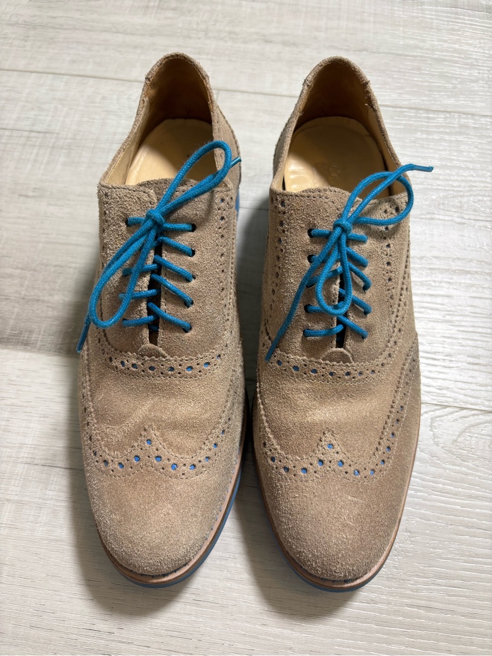 Cole Haan Alisa Oxfords Size 8B Tan Suede Blue Laces Wingtip